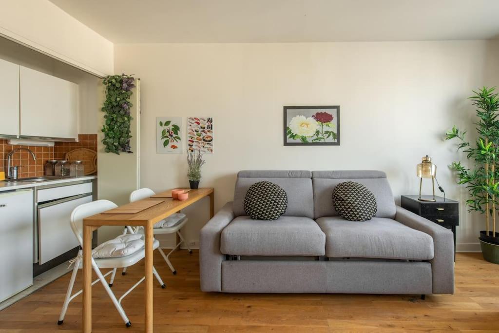Montparnasse - Cozy Apartment In Montparnasse District Párizs Kültér fotó
