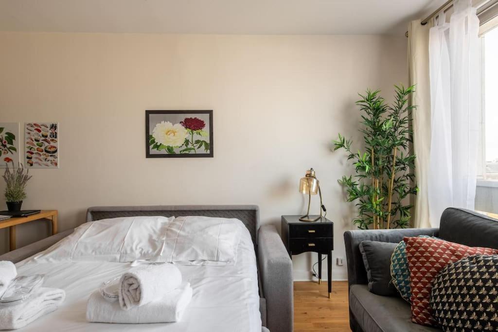 Montparnasse - Cozy Apartment In Montparnasse District Párizs Kültér fotó